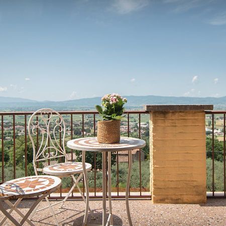 Agriturismo Villa Val D'Olivi Capodacqua  Экстерьер фото