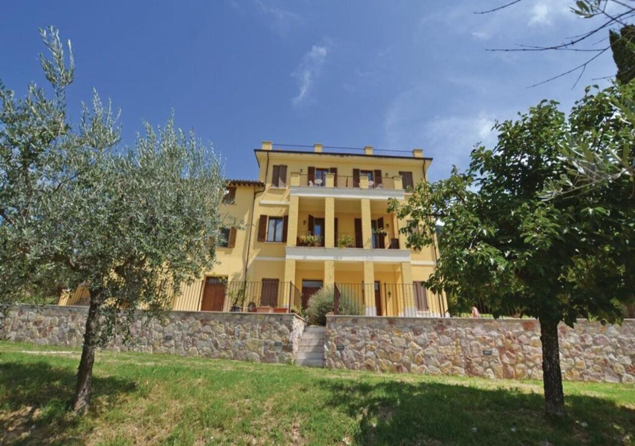 Agriturismo Villa Val D'Olivi Capodacqua  Экстерьер фото