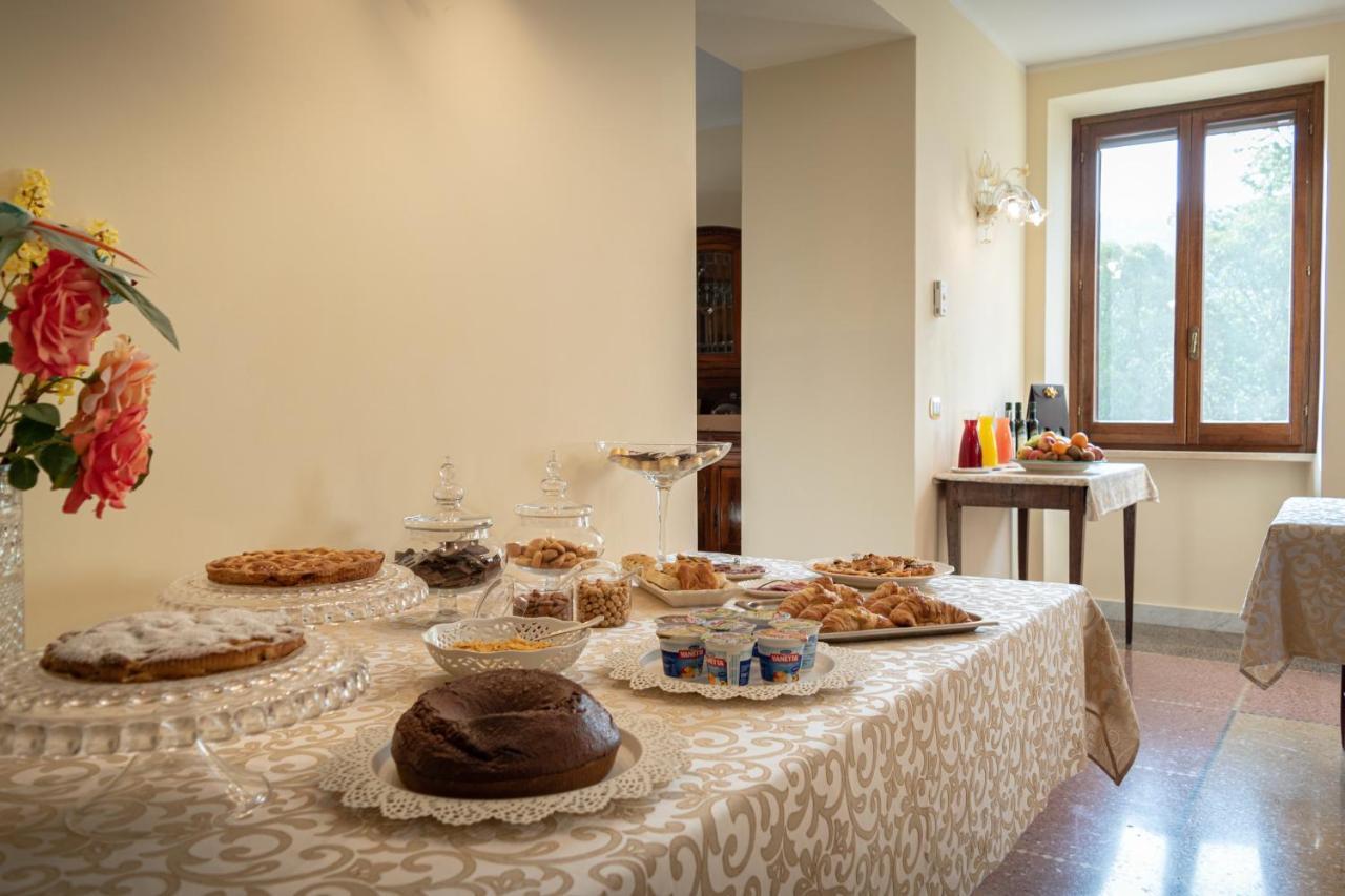 Agriturismo Villa Val D'Olivi Capodacqua  Экстерьер фото