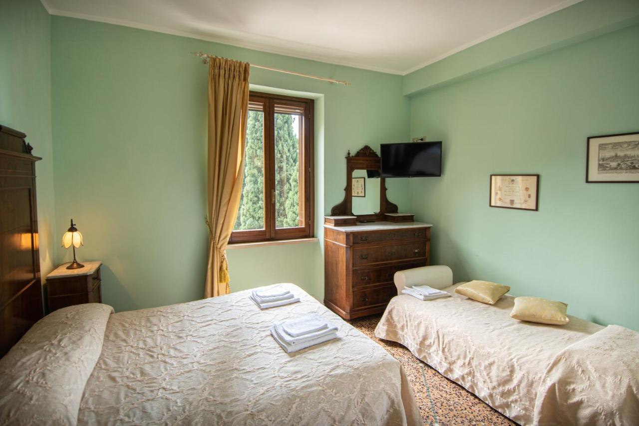 Agriturismo Villa Val D'Olivi Capodacqua  Экстерьер фото