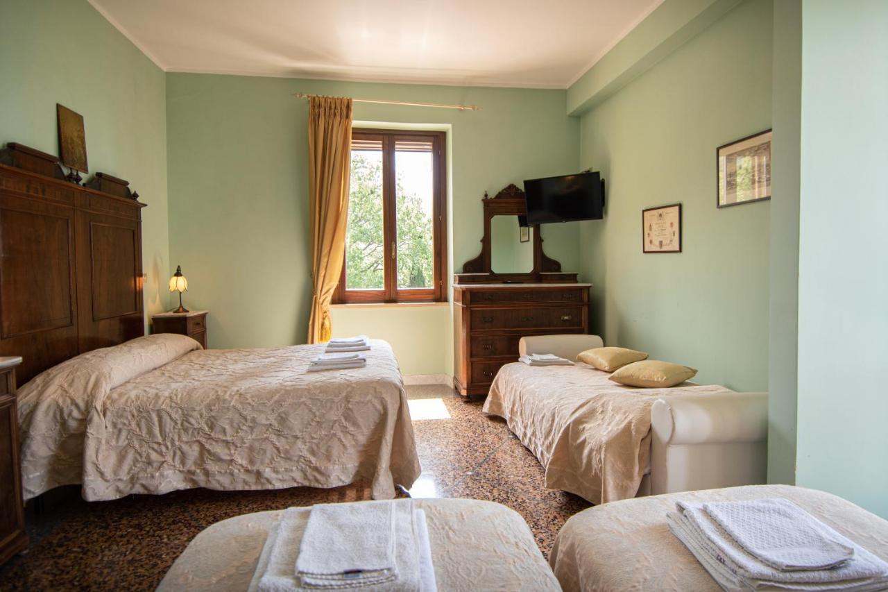 Agriturismo Villa Val D'Olivi Capodacqua  Экстерьер фото