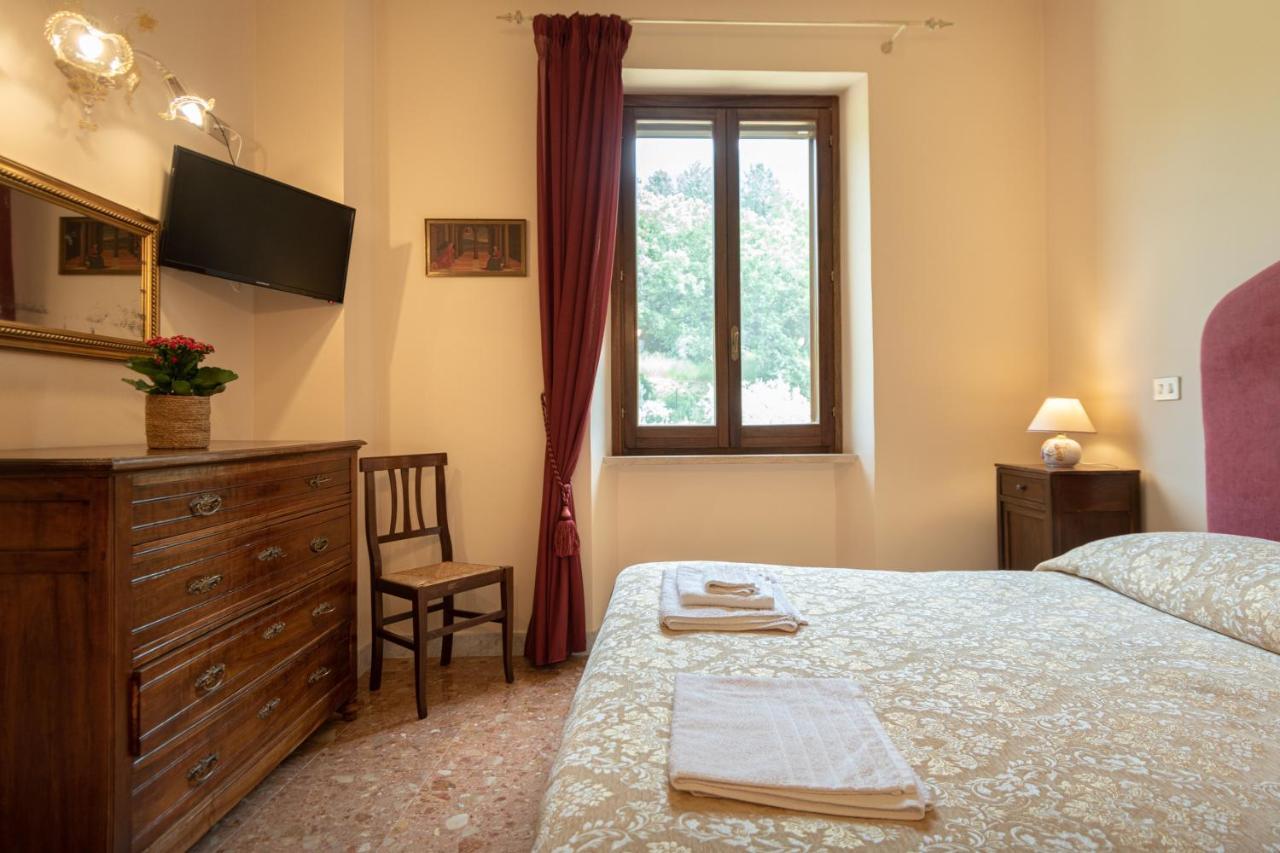Agriturismo Villa Val D'Olivi Capodacqua  Экстерьер фото