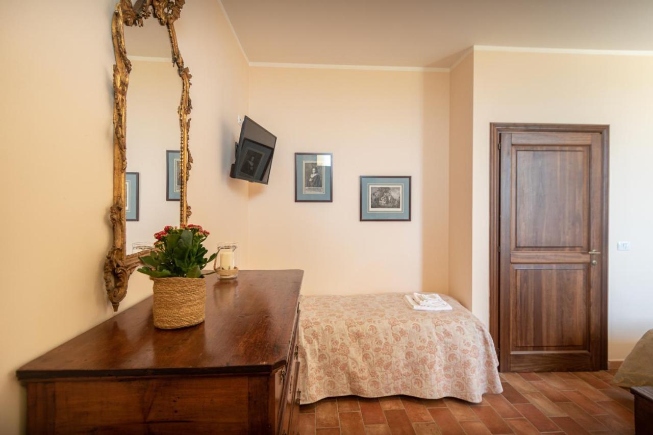 Agriturismo Villa Val D'Olivi Capodacqua  Экстерьер фото