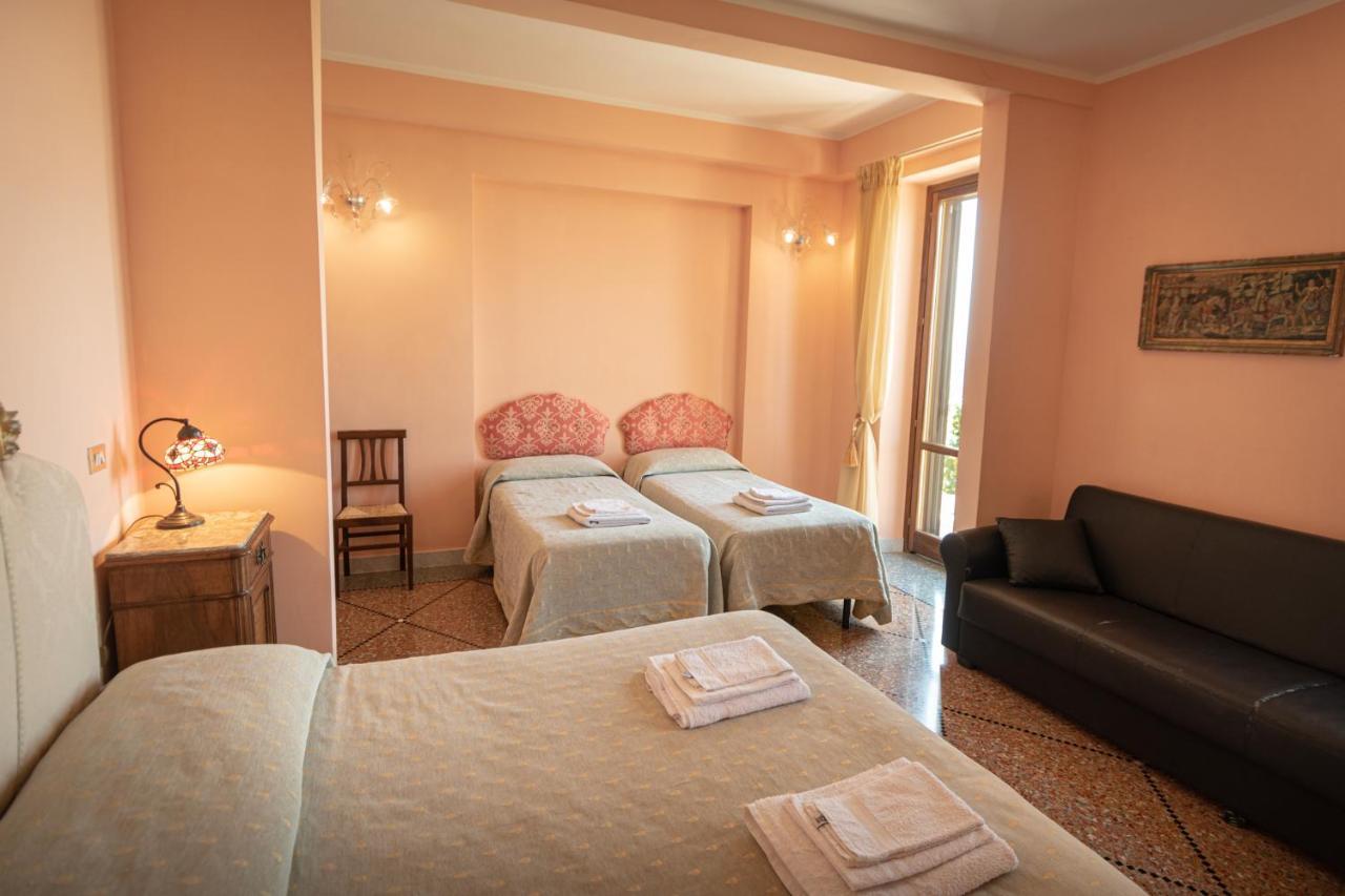 Agriturismo Villa Val D'Olivi Capodacqua  Экстерьер фото